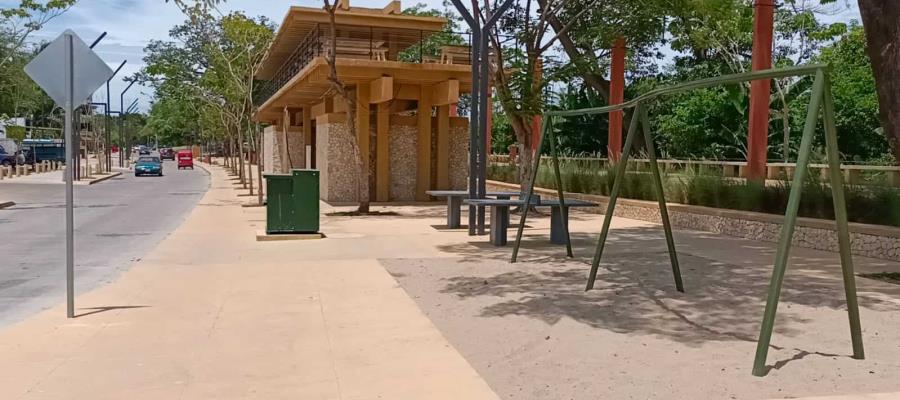 Empresa retira columpios del malecón de Gaviotas para mantenerlos “bien”, en tanto entregan la obra Empresa retira columpios del malecón de Gaviotas para mantenerlos “bien”, en tanto entregan la obra