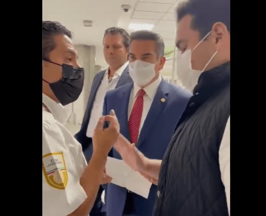 Acusa “Alito” Moreno que de nueva cuenta fue objeto de intimidación por agentes de Migración Acusa “Alito” Moreno que de nueva cuenta fue objeto de intimidación por agentes de Migración