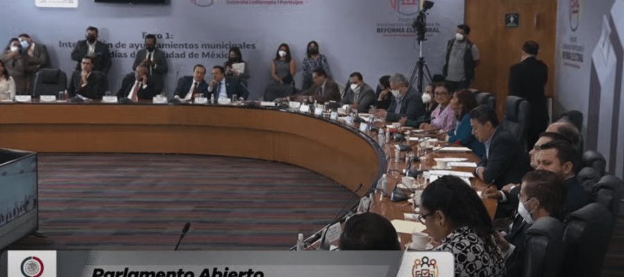 Se confrontan PAN y PT en el inicio del Parlamento Abierto sobre reforma electoral