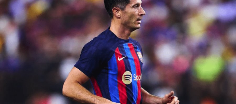 Lewandowski sigue sin anotar como delantero del Barça