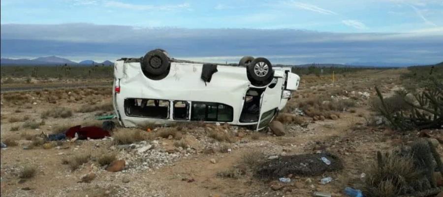 Accidente en Nuevo México deja 2 migrantes mexicanos muertos y 9 heridos