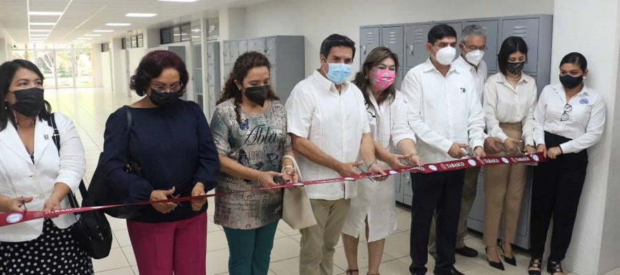 Inaugura UTTAB espacios educativos y equipamiento universitario rehabilitados