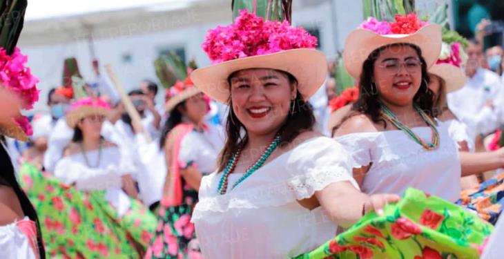 Danza, color y sabor en el Festival del Queso