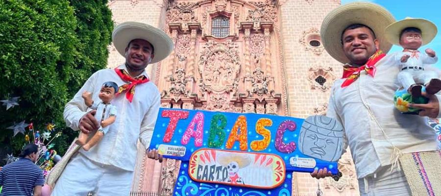 Artesanos de Tepetitán, representaron a Tabasco en el Mitote Cartonero 2022