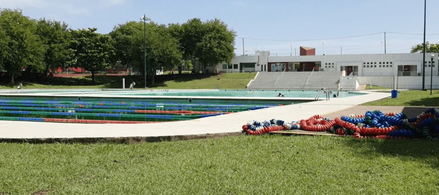 A medias abren alberca olímpica de Ciudad Deportiva