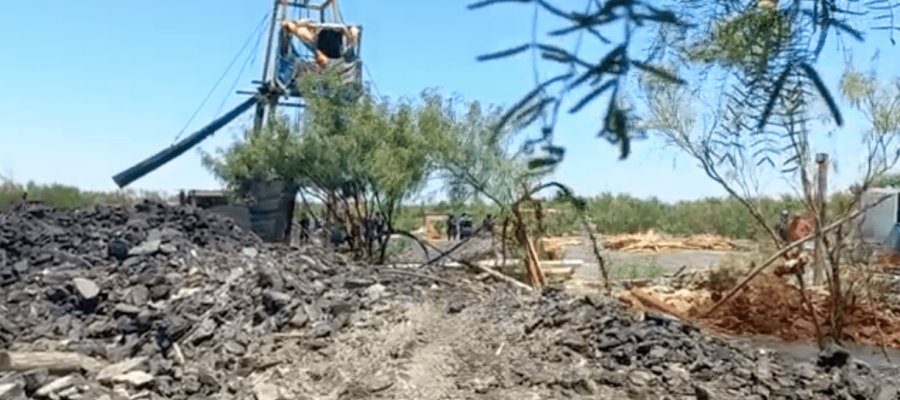 Quedan atrapados 10 mineros en derrumbe en mina de carbón en Sabinas, Coahuila