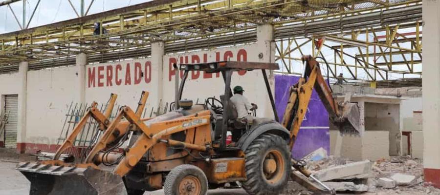 Arranca demolición de mercado público de Jonuta que presentaba riesgo de colapso