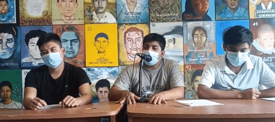 Estudiantes de Ayotzinapa piden cárcel para todos los que intervinieron en la Verdad Histórica