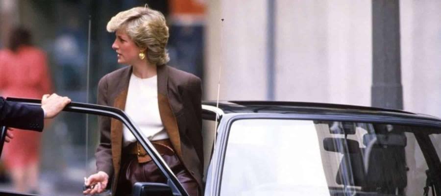 Subastan auto de la princesa Diana en más de 17 mdp en Reino Unido