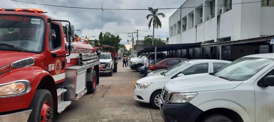 Sofocan incendio en oficinas del Banco del Bienestar en Tabasco