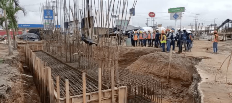 Muestran a estudiantes de Ingeniería el proceso constructivo en Distribuidor Vial Guayabal