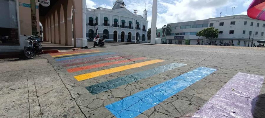 Rechaza PEC discriminación a la comunidad LGBT, tras volver a pintar de amarillo paso peatonal