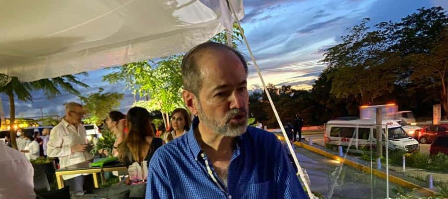 Rumbo a 2024 la oposición no tiene candidato; ‘la baraja está en el partido gobernante’: Juan Villoro