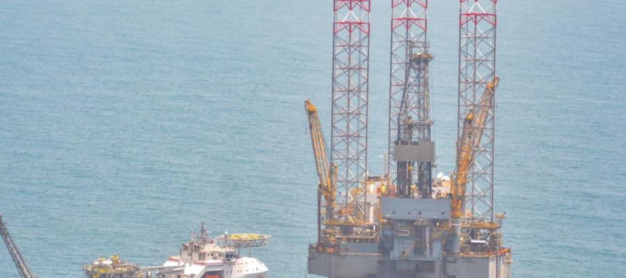 Descubren fuga masiva de metano en yacimiento de Pemex en golfo de México