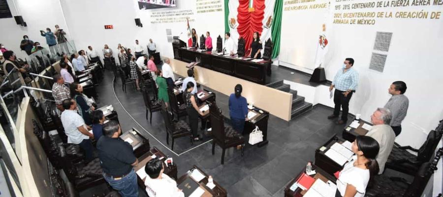 Establecimientos de alimentos y bebidas deberán contar con menú en braille, aprueba Congreso