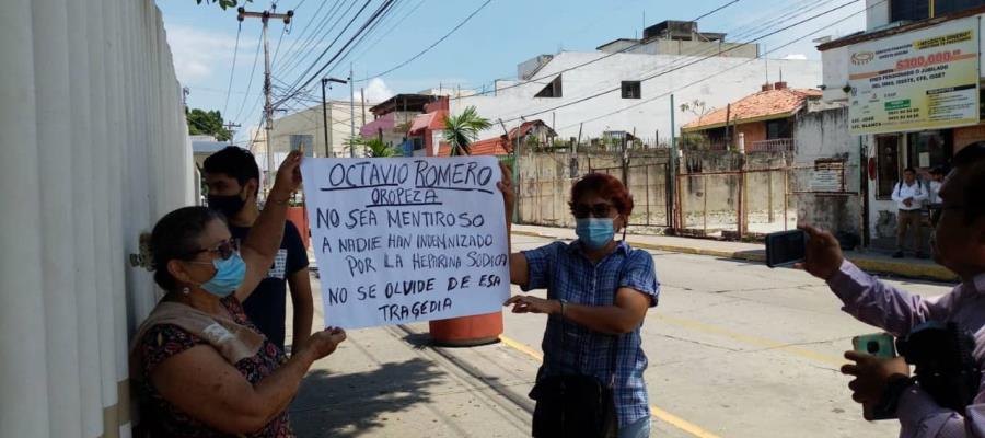 Reclaman indemnización familiares de fallecidos por heparina sódica contaminada