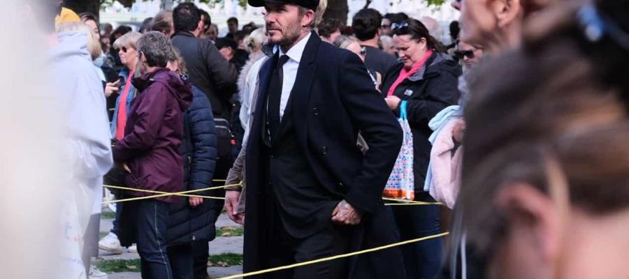 David Beckham espera más de 12 horas para dar último adiós a la reina Isabel II