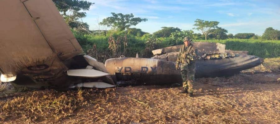 “Inutilizan” militares avión proveniente de México en Venezuela