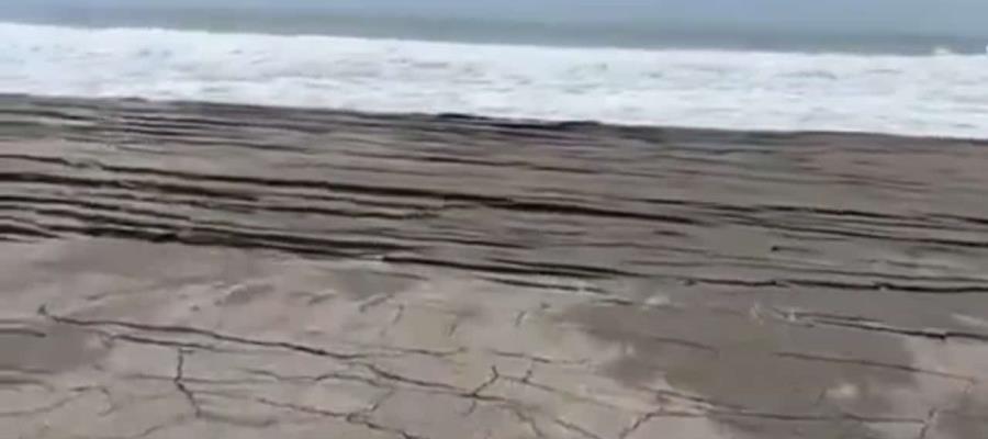 Tras sismo, se parte playa de Coahuayana, Michoacán