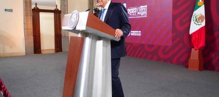 Reprueba AMLO violencia durante manifestación en FGR por caso Ayotzinapa