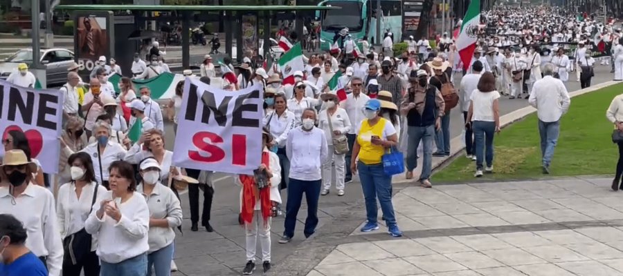 Realizan “Marcha por la Paz” en CDMX; exigen seguridad Realizan “Marcha por la Paz” en CDMX; exigen seguridad