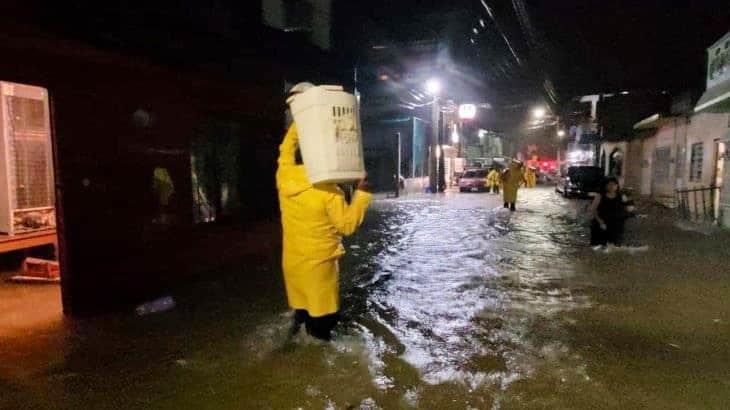 Blindarán cabecera municipal de Macuspana con 10 mil costales de arena ante pronóstico de lluvias