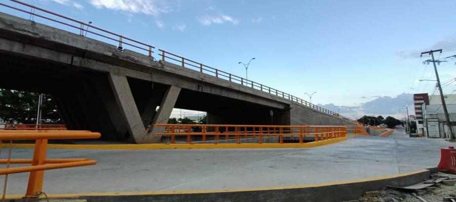 Está hasta el cushul de corrupción obra del distribuidor de Universidad, acusa Fabián Granier