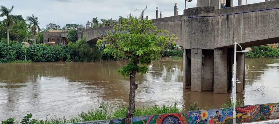 No ceden los ríos de la Sierra y Usumacinta, se mantienen desbordados