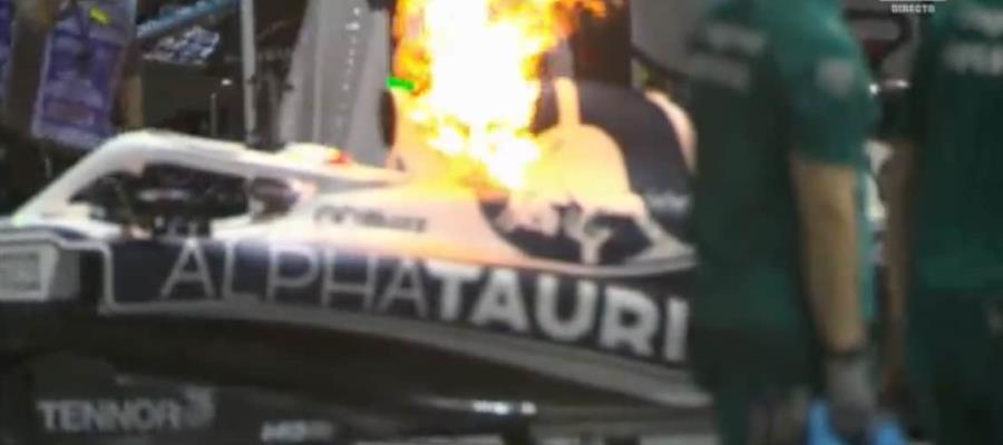 Auto de Pierre Gasly prende fuego en prácticas del GP de Singapur