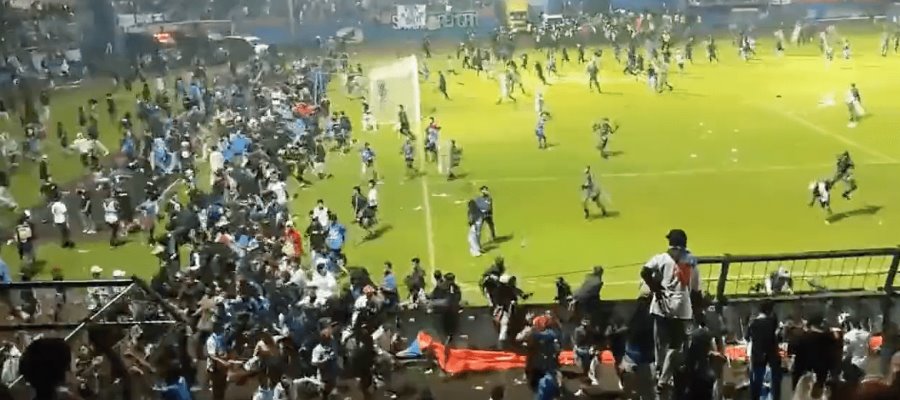 Lamenta Papa Francisco violencia registrada en partido de futbol en Indonesia