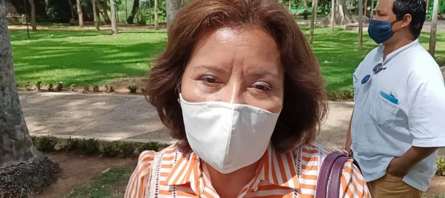 Pide Egla Cornelio no culpar a directora por falta cometida por bibliotecario