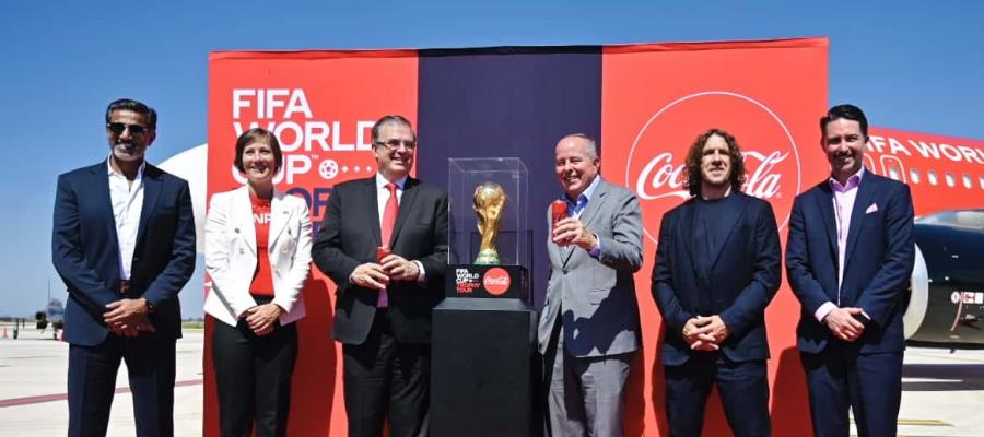 Llega trofeo de la Copa del Mundo a México