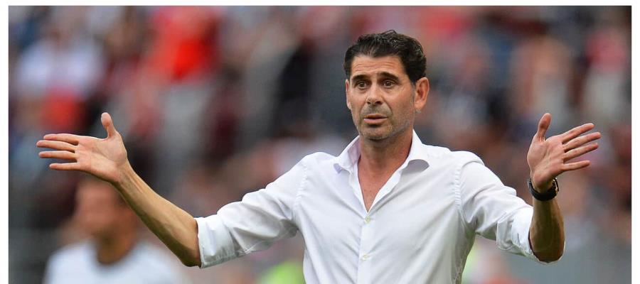 Fernando Hierro sería presentado como director Deportivo de Chivas la próxima semana