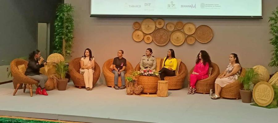 Si haces lo que te gusta, ya eres exitosa, coinciden mujeres, durante conversatorio organizado por el DIF Tabasco