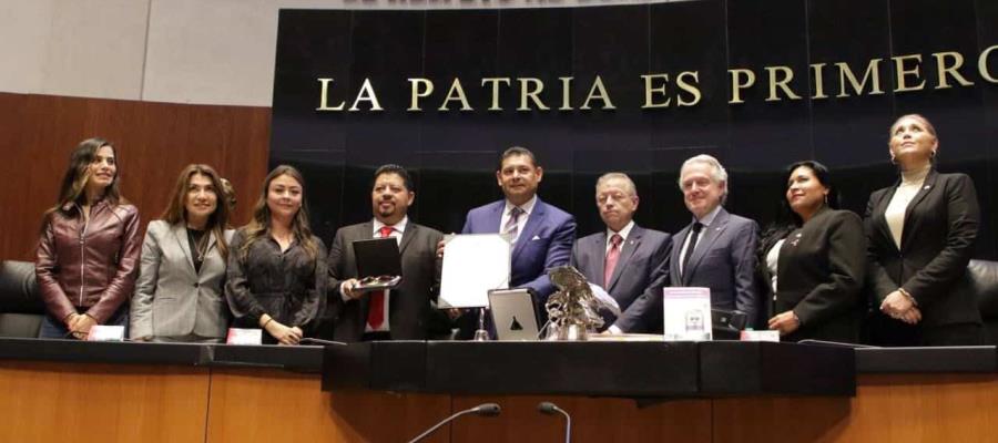Entrega Senado Medalla Belisario Domínguez a personal médico Entrega Senado Medalla Belisario Domínguez a personal médico