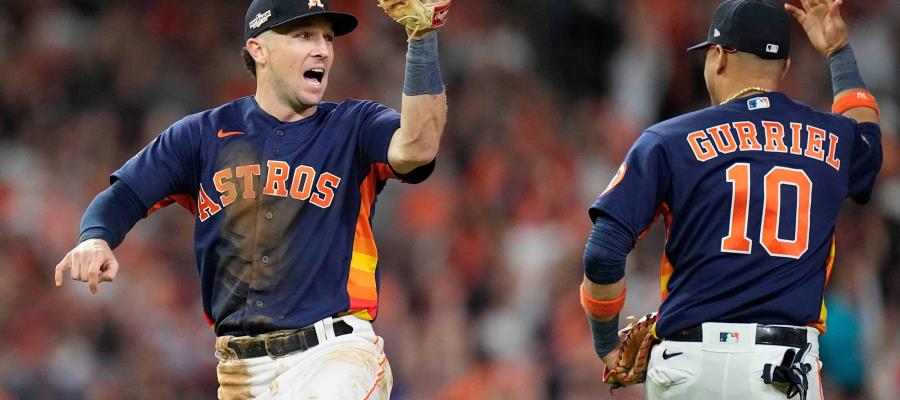 Astros imparables y se van 2-0 en casa