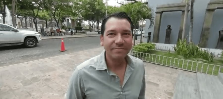 Rechaza Miguel Vélez sumarse a grupo May y Sheinbaum, prefiere que un tabasqueño continúe en la presidencia