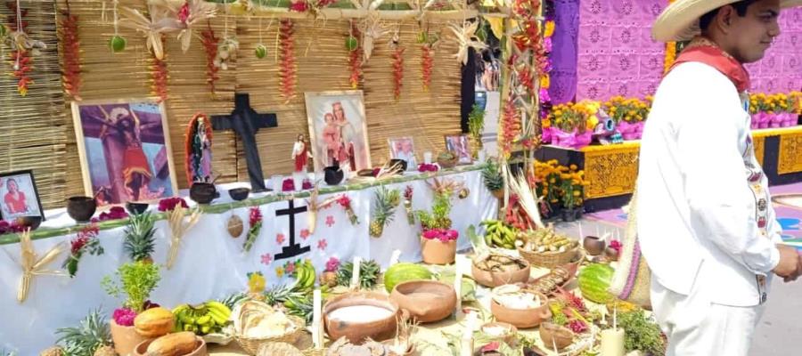 Inauguran altar tabasqueño en Ofrenda Monumental de Día de Muertos en CDMX