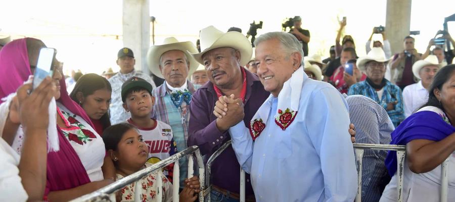 Formaliza AMLO decreto para restituir cerca de 30 mil hectáreas de tierras a pueblos Yaqui en Sonora