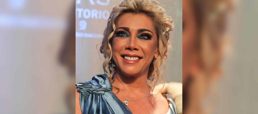 Confiesa Cynthia Klitbo que su madre la vendió a un hombre que la ayudaría a grabar disco