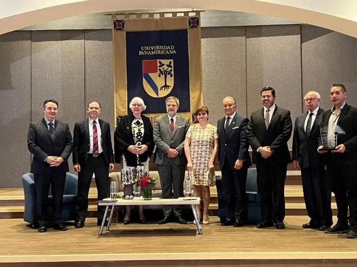 Centro Mexicano Alzheimer gana el Premio Nacional de Salud 2022