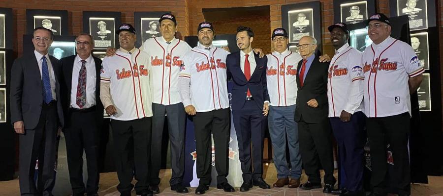Peloteros ingresaron al Salón de la Fama del Béisbol; destacan Vinicio Castilla y Matías Carrillo