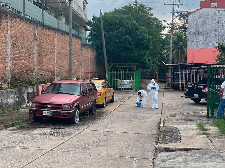 Encuentran a sujeto en cajuela de taxi en Villa Las Fuentes; le dejan mensaje Encuentran a sujeto en cajuela de taxi en Villa Las Fuentes; le dejan mensaje