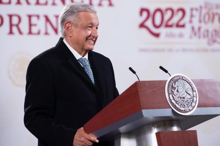 “Son tantos los acarreados que ya no hay camiones”, ironiza AMLO sobre marcha del domingo “Son tantos los acarreados que ya no hay camiones”, ironiza AMLO sobre marcha del domingo