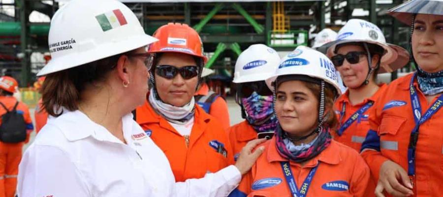 ¡Vivan las mujeres!: Destaca Sener igualdad en refinería Dos Bocas ¡Vivan las mujeres!: Destaca Sener igualdad en refinería Dos Bocas