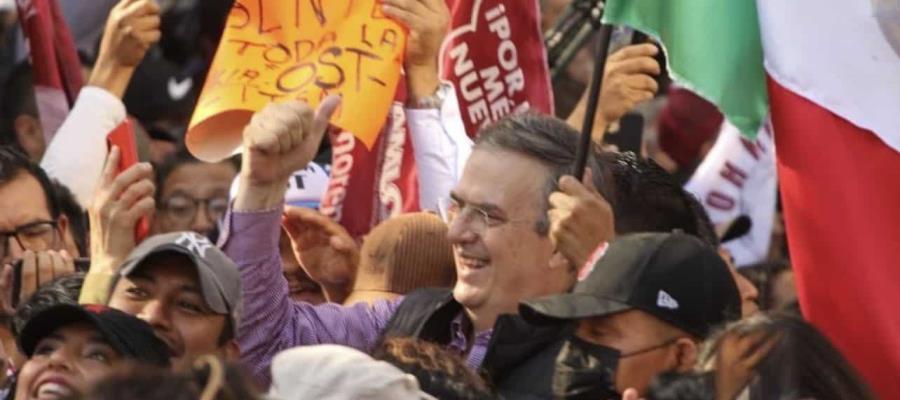 Ebrard asegura que nunca había visto una marcha como la de este domingo