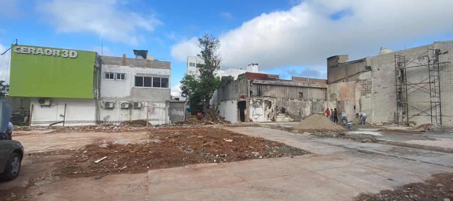 Inician reconstrucción en inmuebles de afectados por explosión en la Magisterial