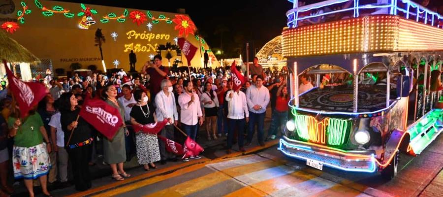 Se ilumina Villahermosa con 4 árboles de Navidad y 30 nacimientos