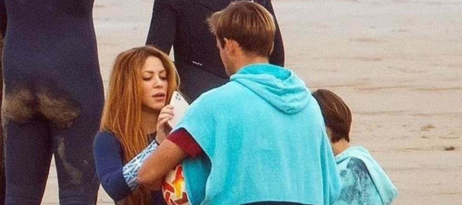 Shakira pide a medios parar especulaciones sobre un nuevo romance Shakira pide a medios parar especulaciones sobre un nuevo romance