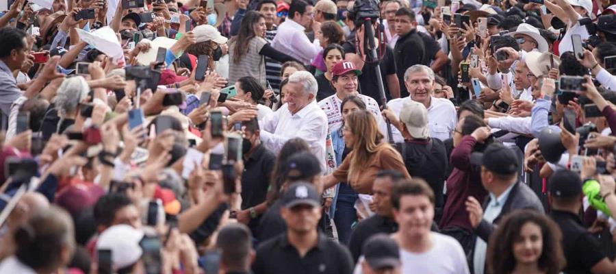 AMLO con 67.5% de aprobación ciudadana tras 4 años de gobierno, según encuesta de Poligrama